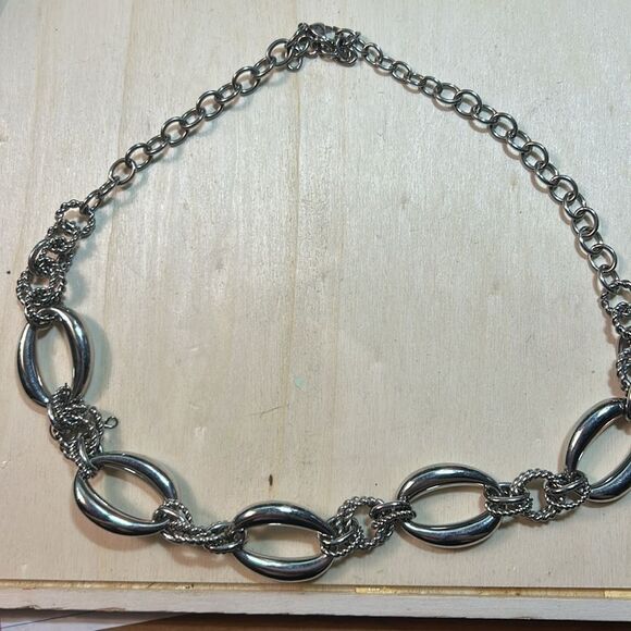 Elegant Silver Chain Necklace set - Picture 4 of 4